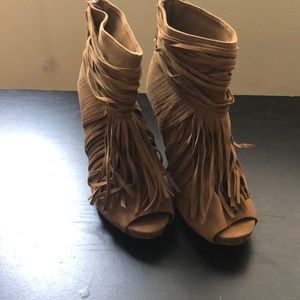 Shoedazzle booties